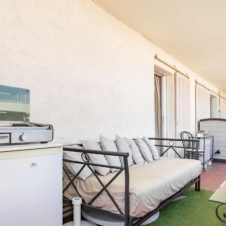 Lägenhet Les Patios-7 By Interhome Saint-Tropez