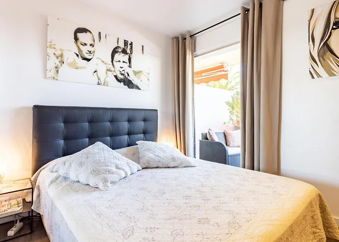 Les Patios-7 By Interhome